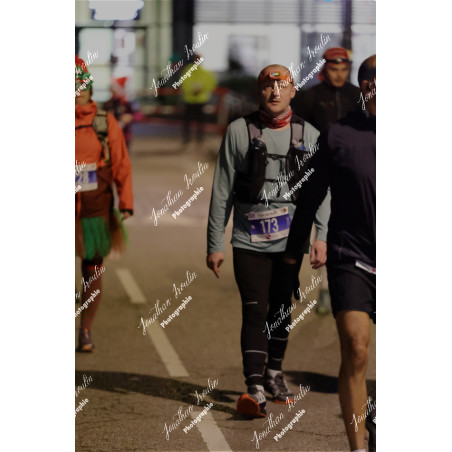 2025-12-06_18-00-13_JI_L2874_ps