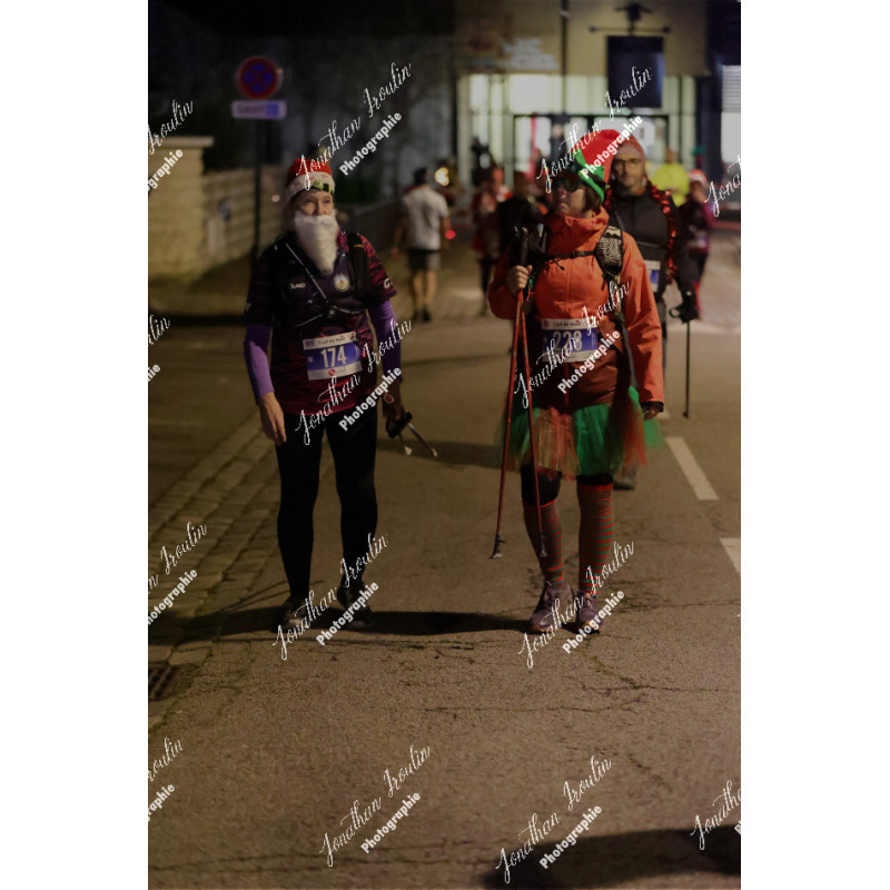 2025-12-06_18-00-17_JI_L2888_ps