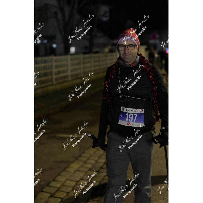 2025-12-06_18-00-25_JI_L2909_ps
