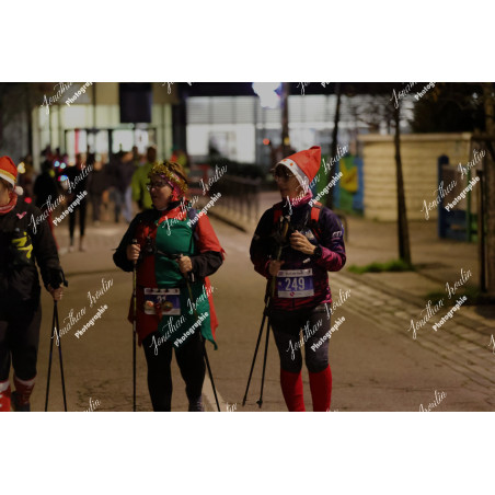 2025-12-06_18-00-39_JI_L2921_ps