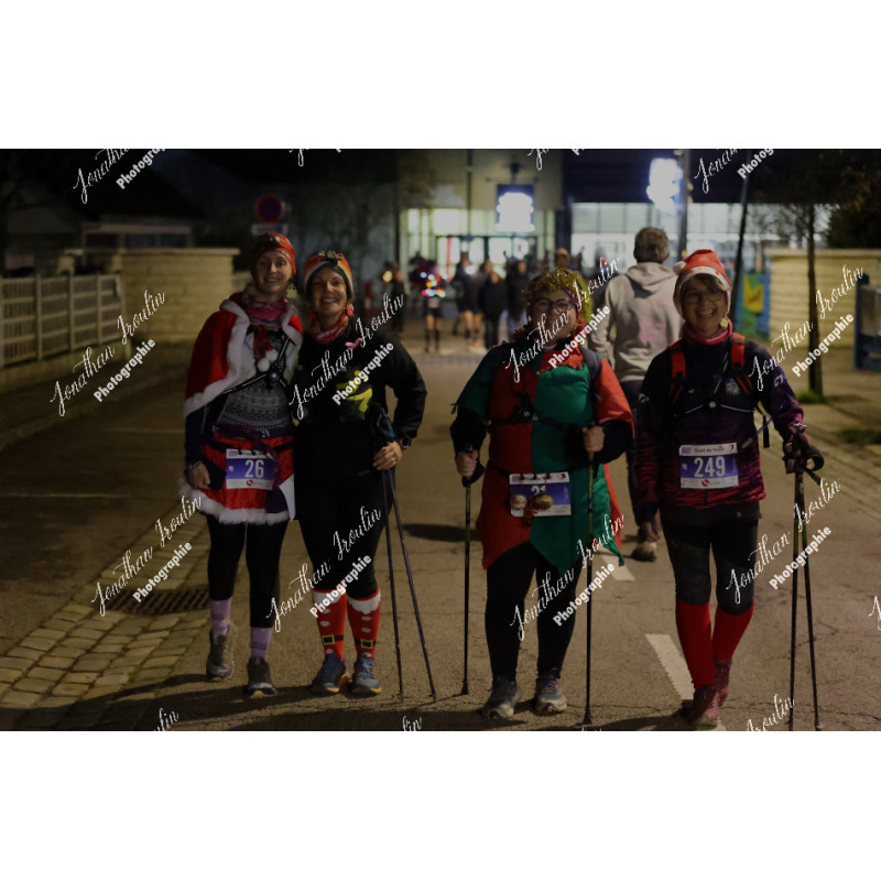 2025-12-06_18-00-43_JI_L2937_ps