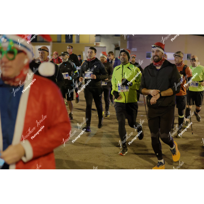 2025-12-06_18-13-59_JI_L3282_ps