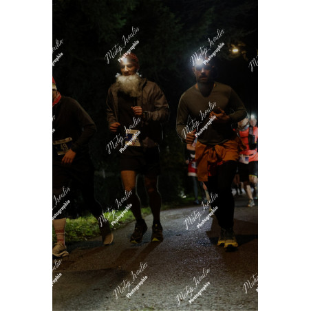 2025-12-06_18-20-37_MAI_4753_ps