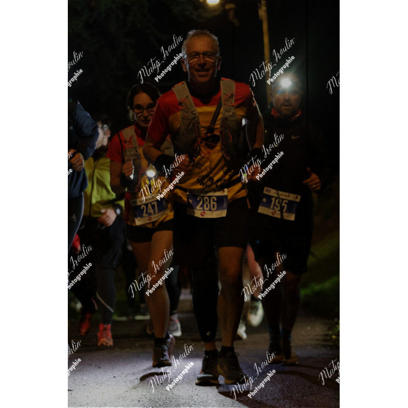 2025-12-06_18-20-47_MAI_4785_ps