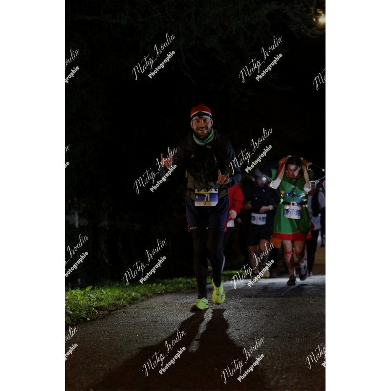 2025-12-06_18-21-09_MAI_4880_ps