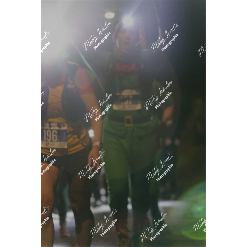 2025-12-06_18-21-35_MAI_5025_ps