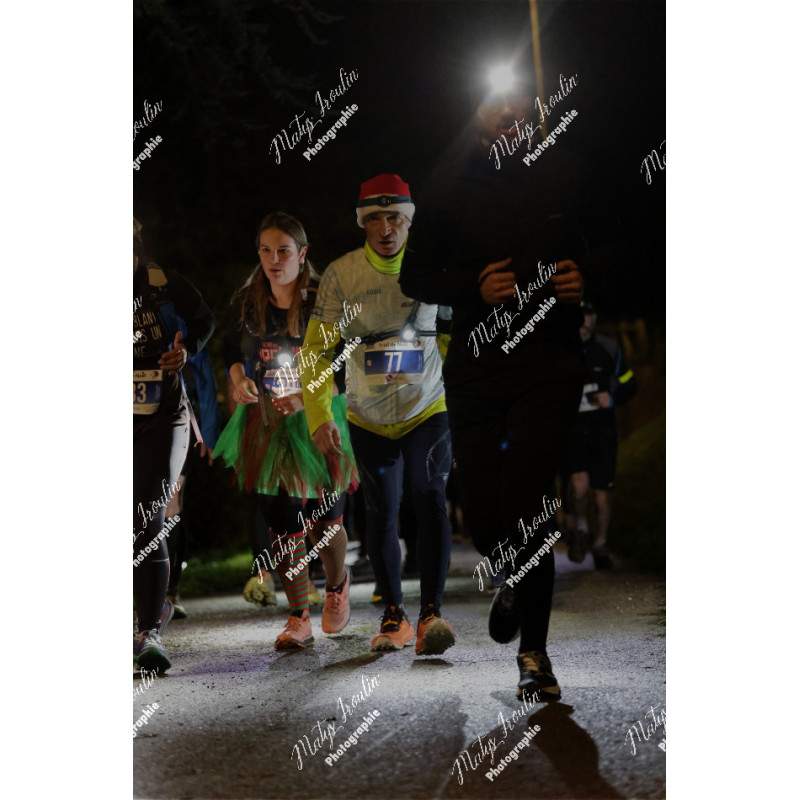 2025-12-06_18-21-39_MAI_5032_ps