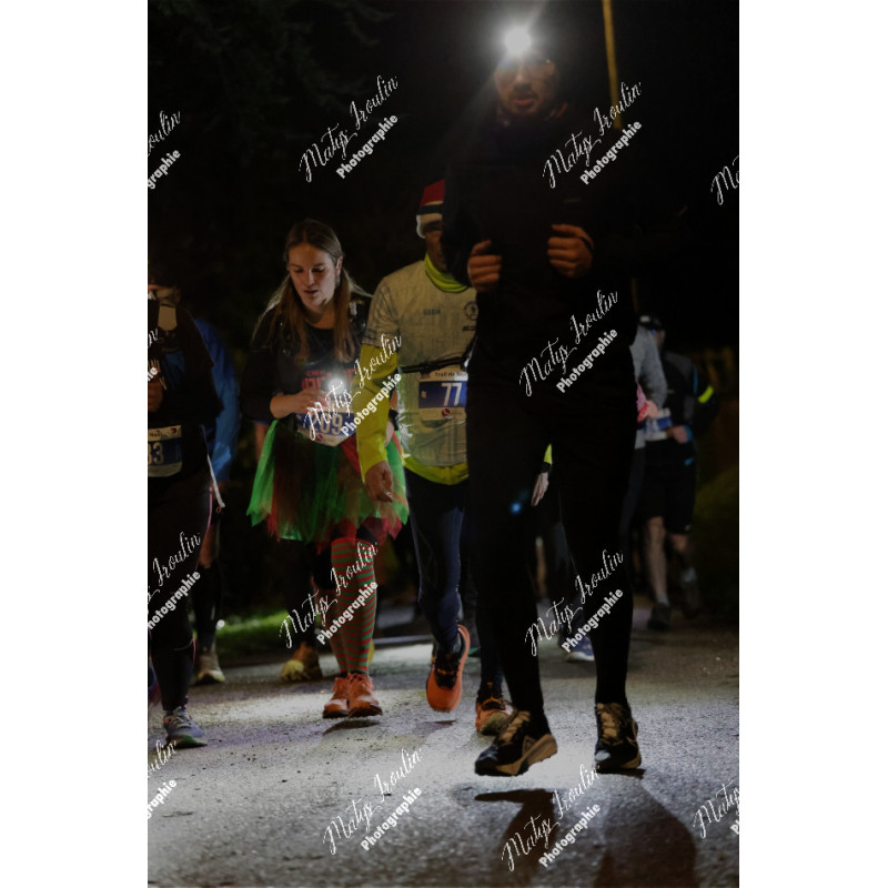 2025-12-06_18-21-39_MAI_5034_ps