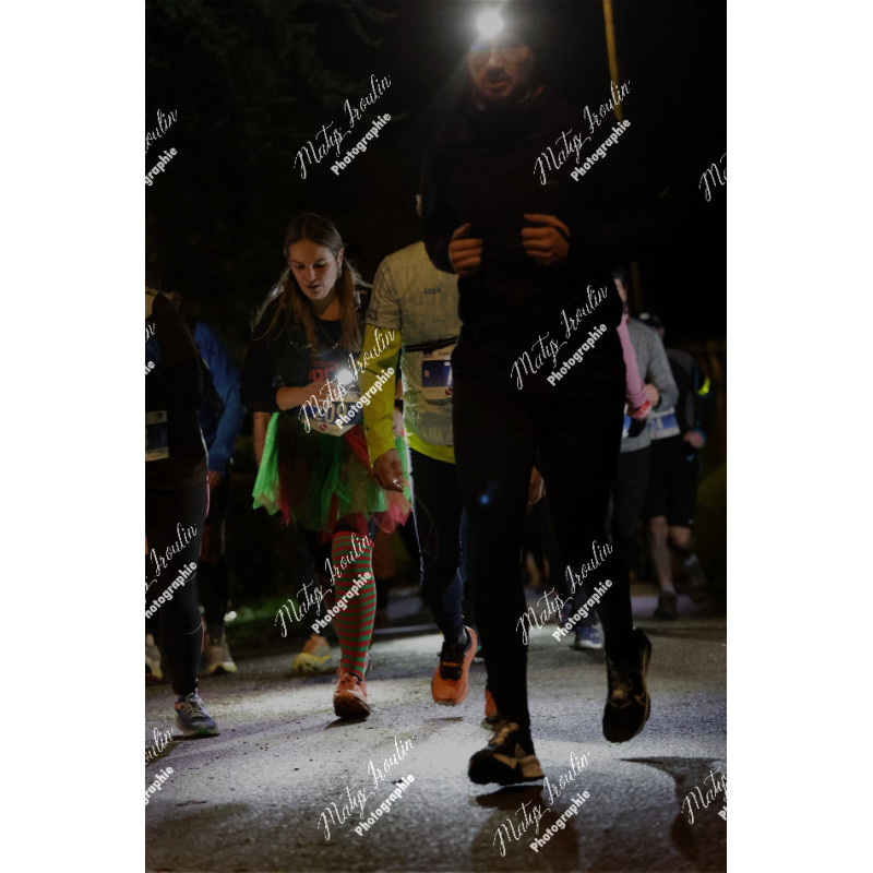 2025-12-06_18-21-39_MAI_5035_ps