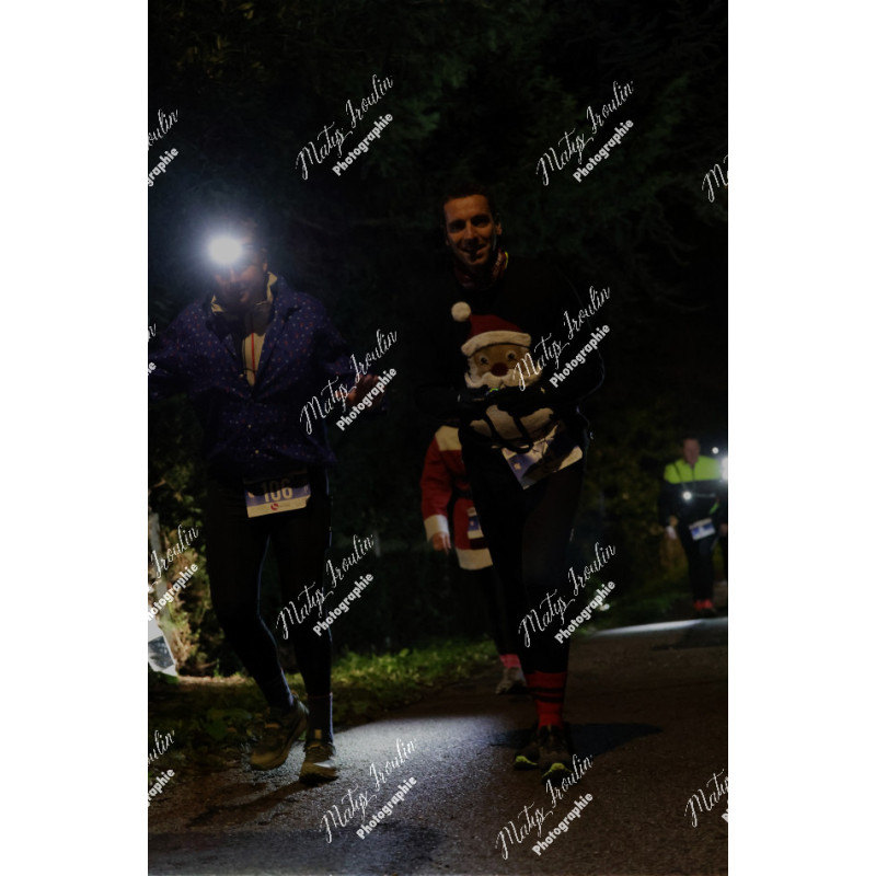 2025-12-06_18-21-52_MAI_5086_ps