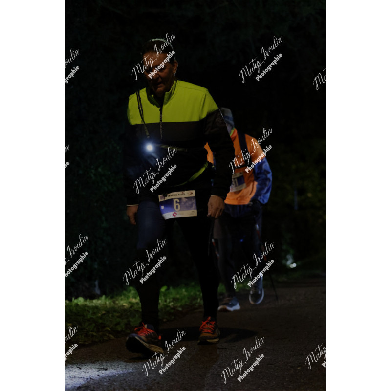 2025-12-06_18-21-59_MAI_5110_ps