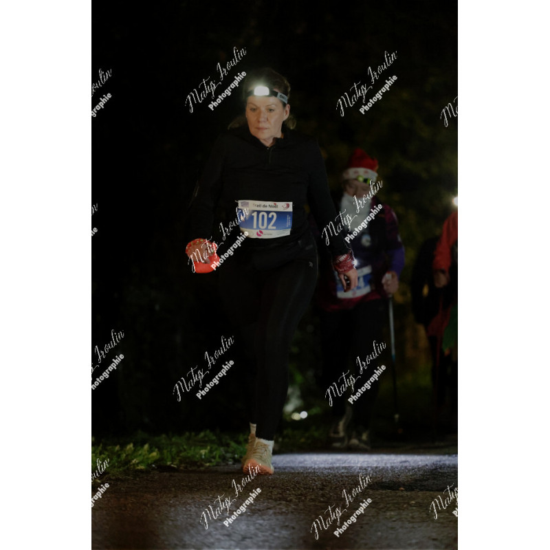 2025-12-06_18-23-16_MAI_5338_ps