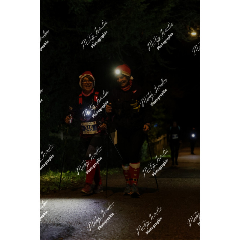 2025-12-06_18-24-03_MAI_5433_ps