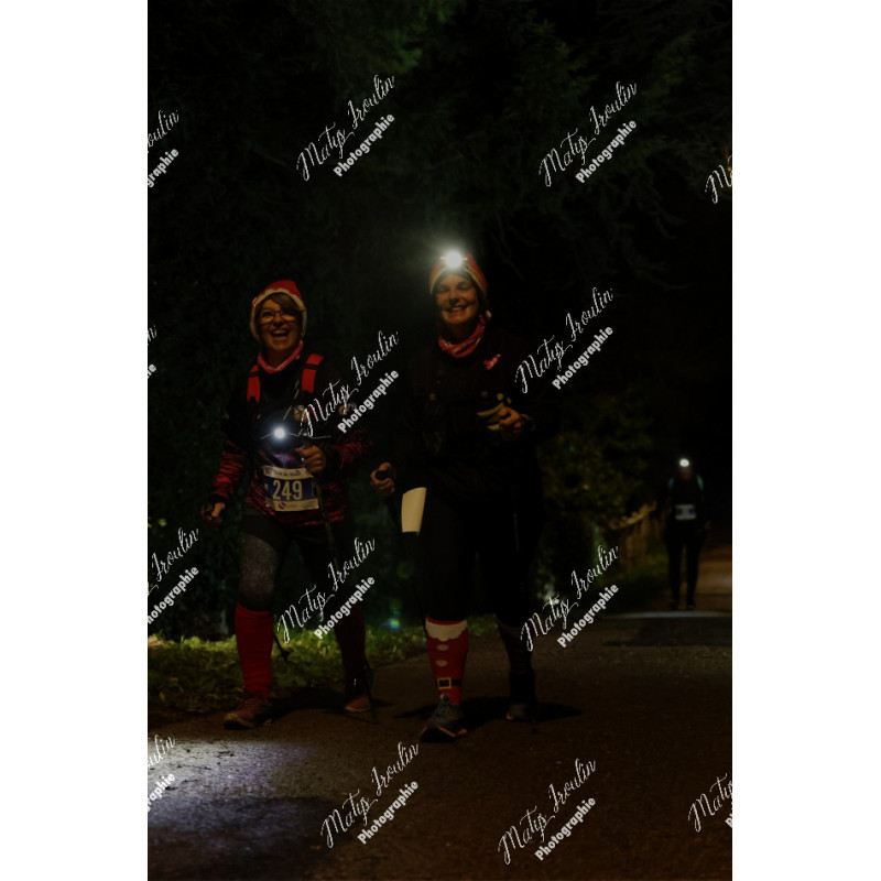 2025-12-06_18-24-03_MAI_5441_ps