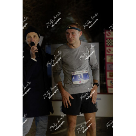 2025-12-06_19-02-50_MAI_5528_ps