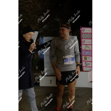 2025-12-06_19-02-51_MAI_5530_ps