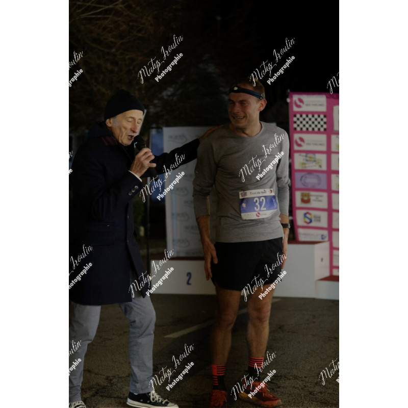 2025-12-06_19-02-51_MAI_5532_ps