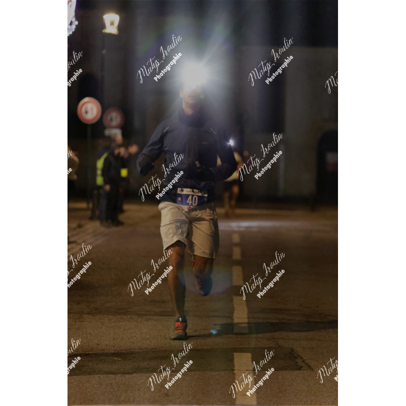 2025-12-06_19-03-36_MAI_5552_ps