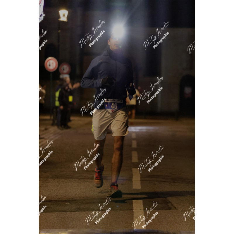 2025-12-06_19-03-36_MAI_5553_ps