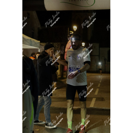 2025-12-06_19-03-45_MAI_5570_ps