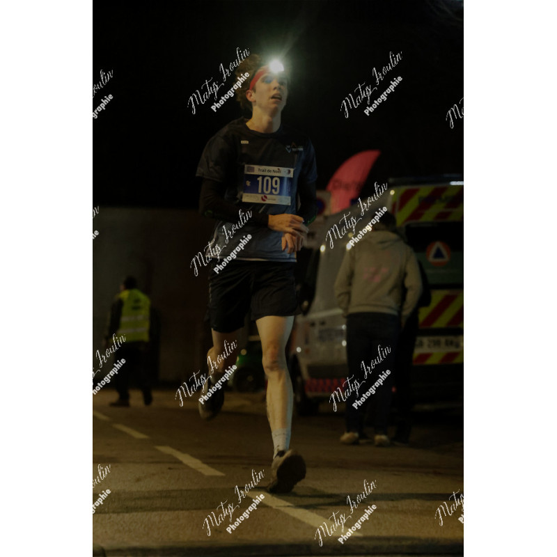 2025-12-06_19-05-48_MAI_5609_ps