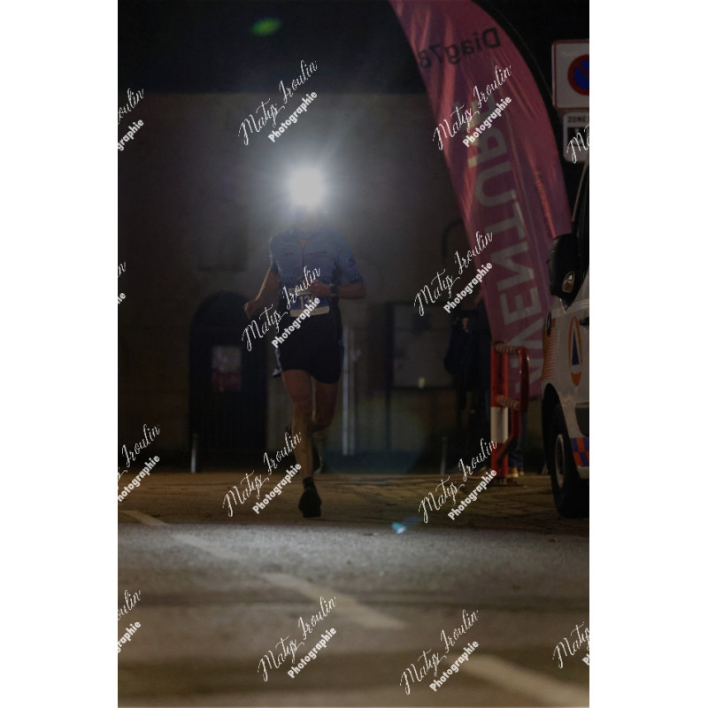 2025-12-06_19-07-08_MAI_5631_ps