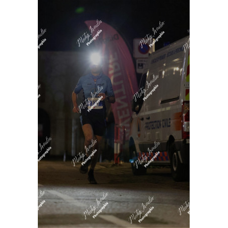 2025-12-06_19-07-09_MAI_5634_ps