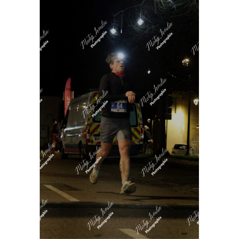 2025-12-06_19-09-38_MAI_5654_ps