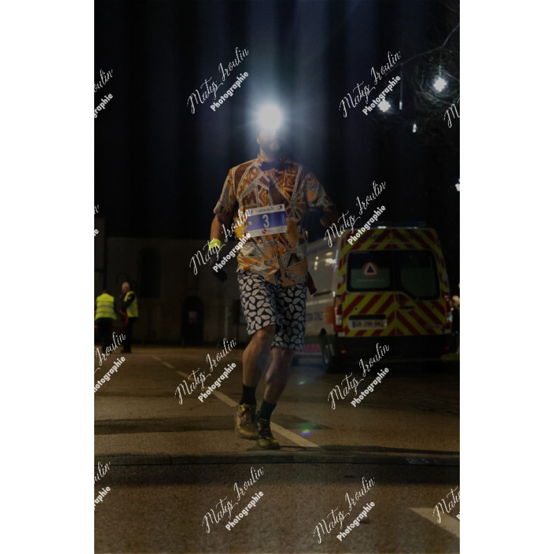 2025-12-06_19-09-46_MAI_5668_ps