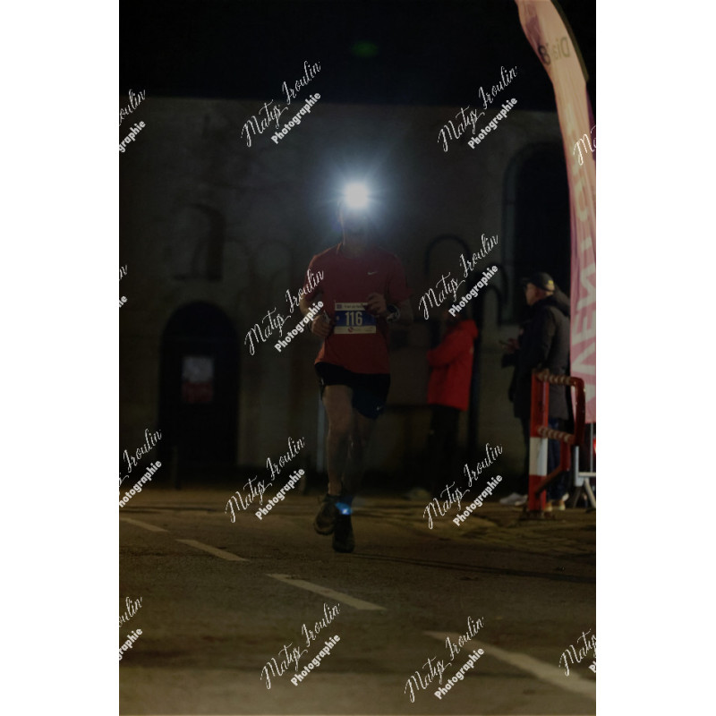 2025-12-06_19-11-08_MAI_5697_ps