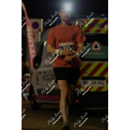 2025-12-06_19-11-10_MAI_5701_ps