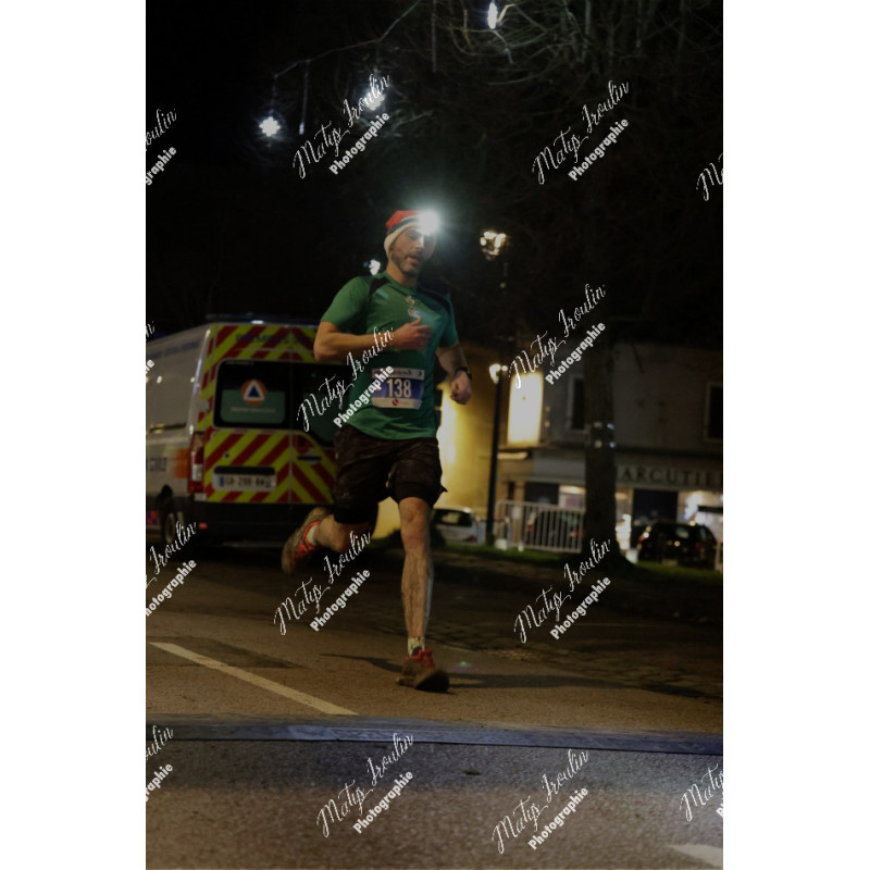 2025-12-06_19-12-30_MAI_5734_ps