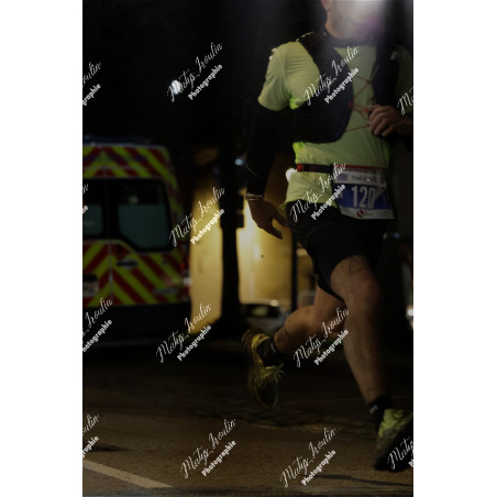 2025-12-06_19-14-39_MAI_5762_ps