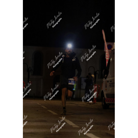 2025-12-06_19-21-40_MAI_5854_ps