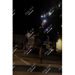 2025-12-06_19-21-42_MAI_5860_ps