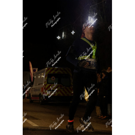 2025-12-06_19-21-52_MAI_5870_ps
