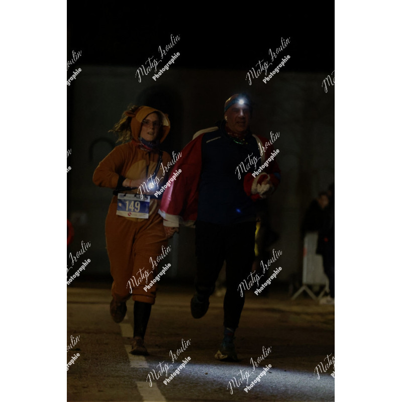 2025-12-06_19-40-13_MAI_6630_ps