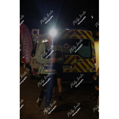 2025-12-06_20-21-57_MAI_7822_ps