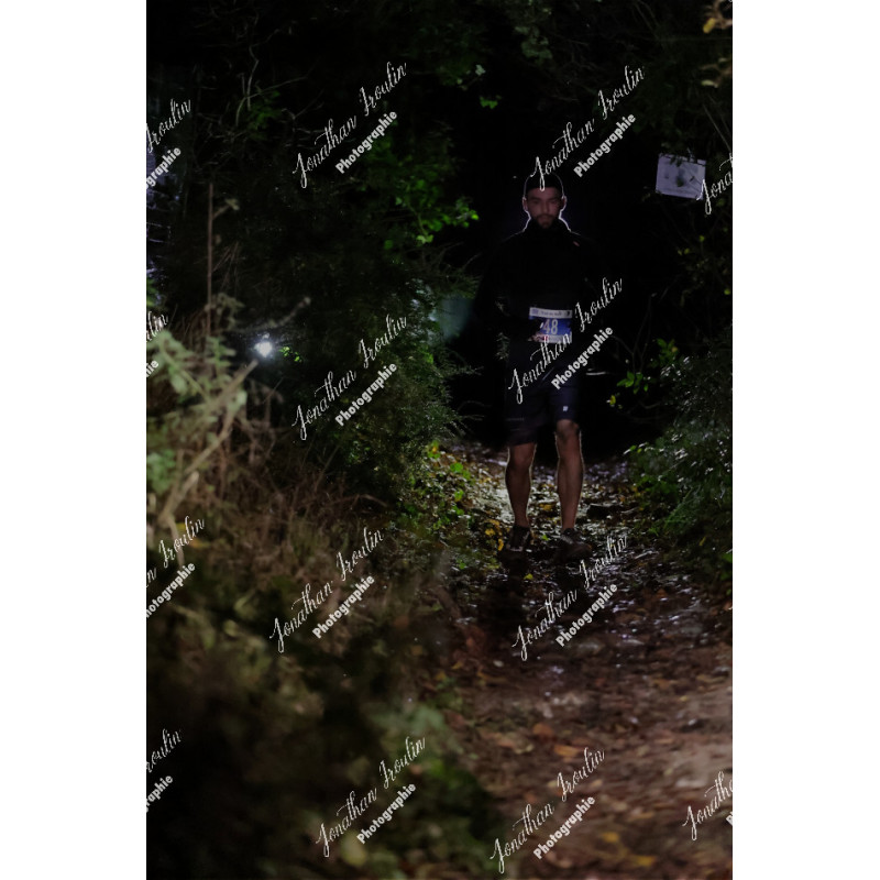 2025-12-06_19-28-38_JI_L0864_ps