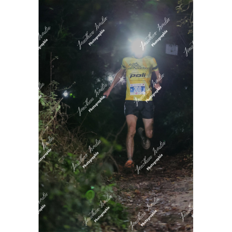 2025-12-06_19-28-54_JI_L0885_ps