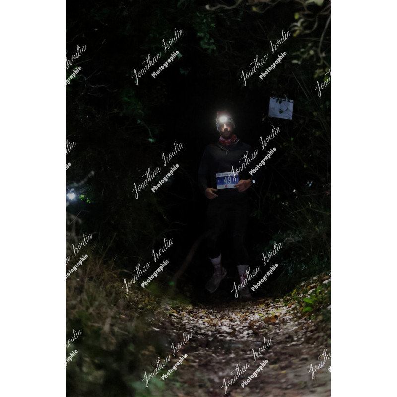 2025-12-06_19-32-42_JI_L1070_ps