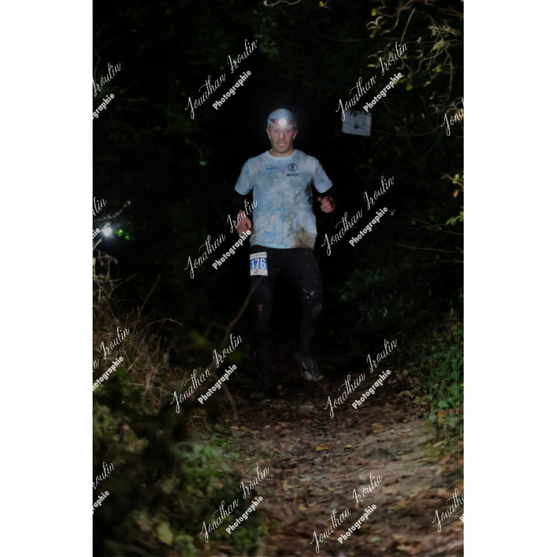 2025-12-06_19-39-53_JI_L1394_ps