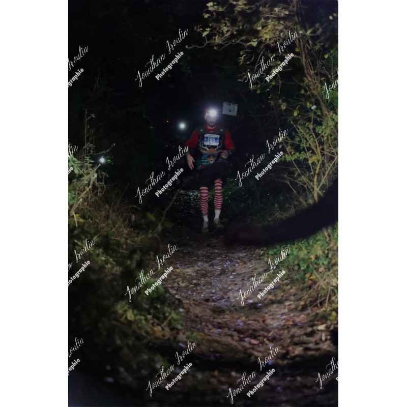 2025-12-06_20-12-22_JI_L2702_ps