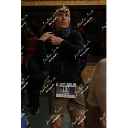2026-04-18_05-39-58_JI_L0561_ps