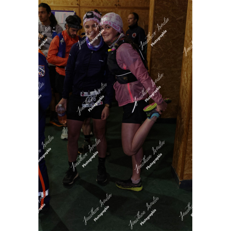 2026-04-18_05-43-14_JI_L0581_ps