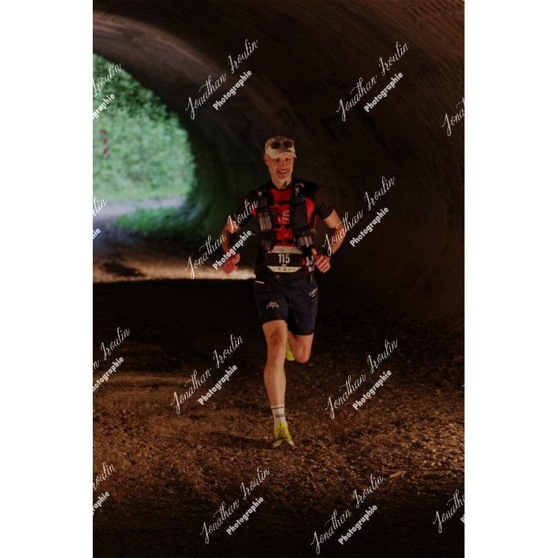 2026-04-18_07-11-03_JI_L0076_ps