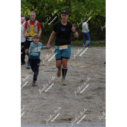 2026-04-18_19-35-13_JI_L0026_ps