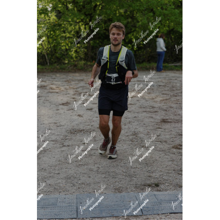 2026-04-18_19-35-32_JI_L0044_ps