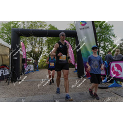 2026-04-18_19-36-52_JI_L0059_ps