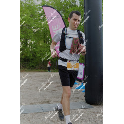2026-04-18_19-51-34_JI_L0408_ps